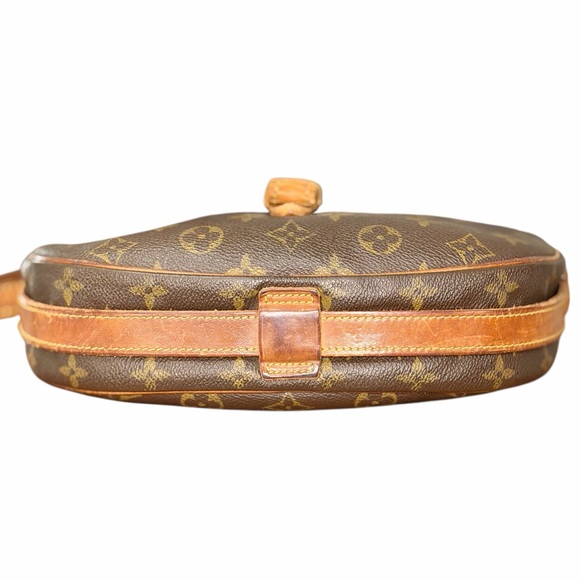 Louis Vuitton Jeune Fille Brown Monogram Crossbody Bag - Picture 4 of 11